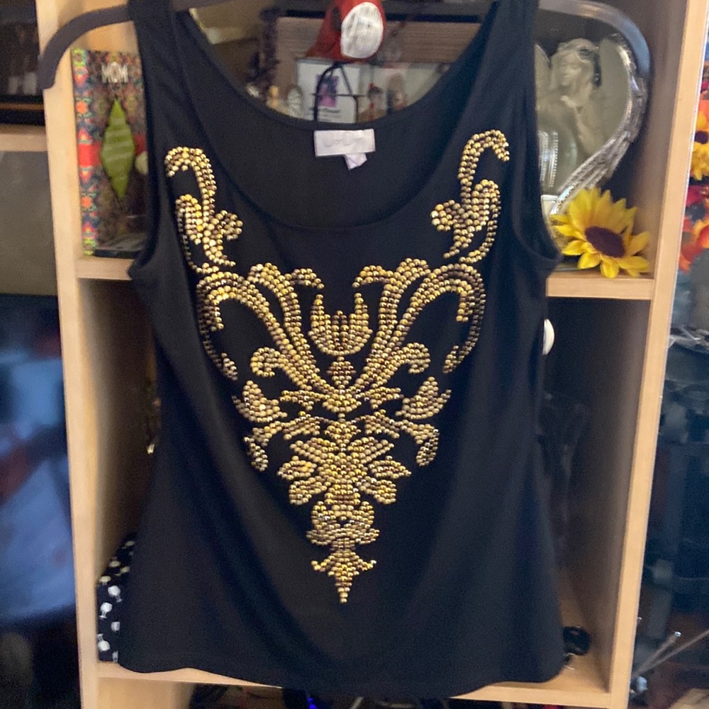 Flash sale final price accepted 💙💙 Gold studded tank